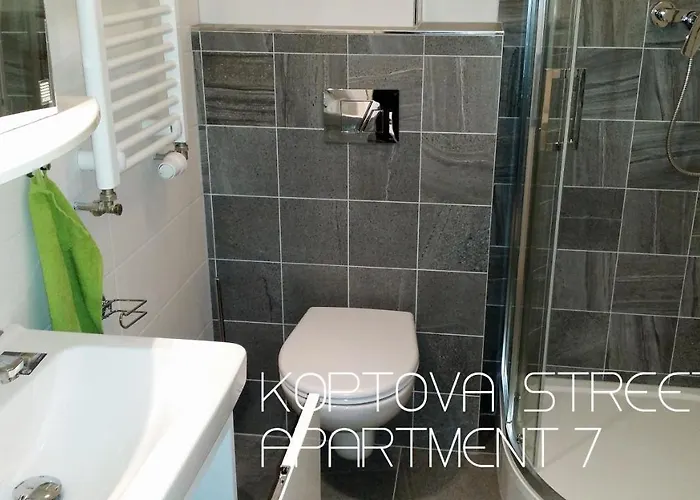 Lejlighed Holiday Apartments *